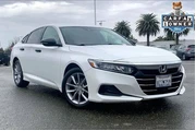 $24985 : Honda Accord 2022 LX 4dr Sed thumbnail