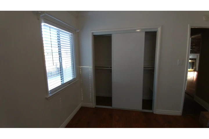 $950 : Cuarto de Renta image 1