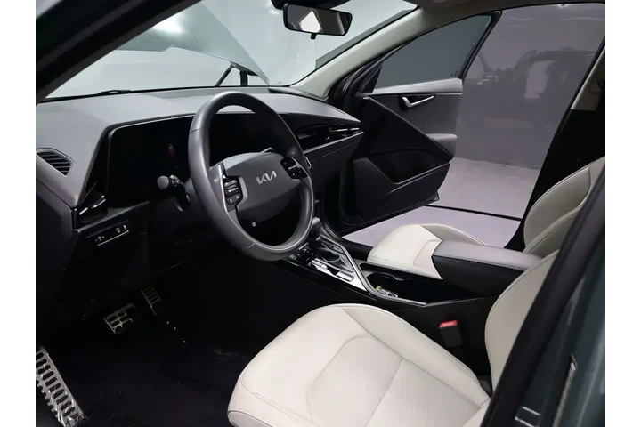 $22562 : Kia Niro 2023 EX 4dr Crossov image 8