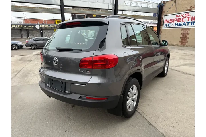 $7946 : 2015 Tiguan S 4Motion image 5