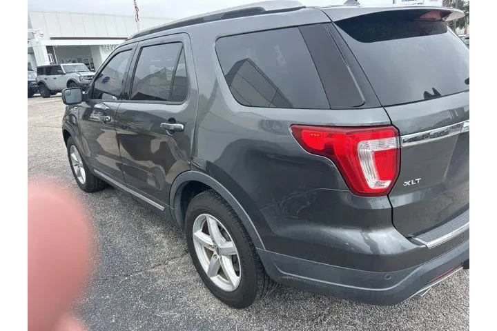 $18225 : Ford Explorer 2018 XLT 4dr S image 7