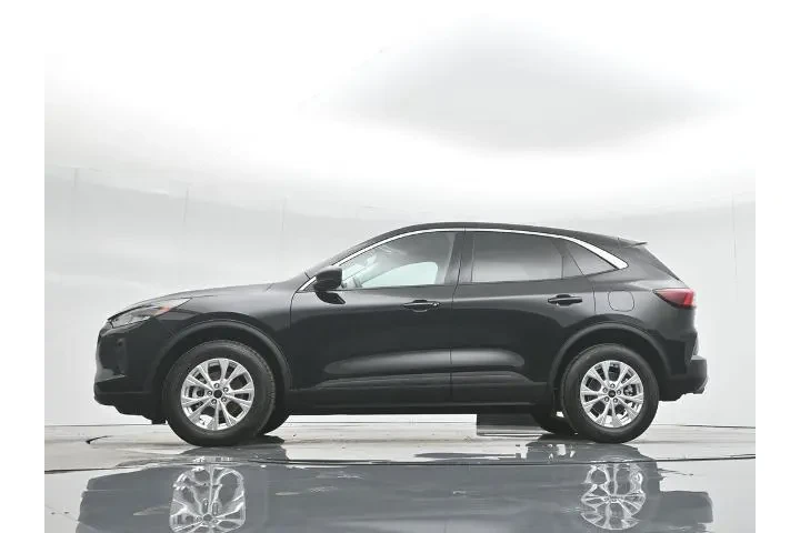 $21900 : Ford Escape 2023 AWD Active image 7