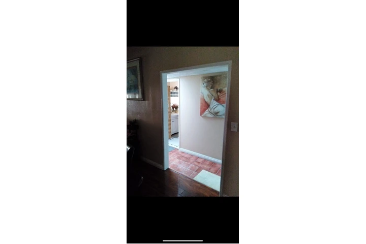 $750 : CUARTO DE RENTA!!! image 4