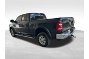 $38293 : Ram 2500 2020 4x4 Laramie 4d thumbnail