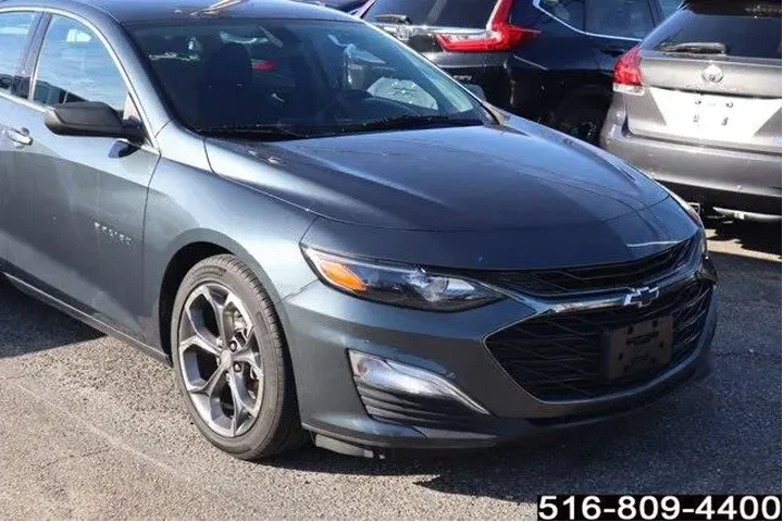 $13647 : Chevrolet Malibu 2019 RS 4dr image 2