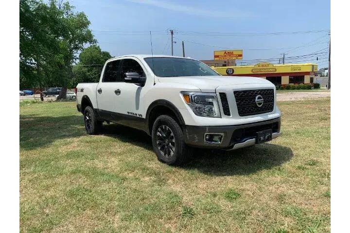 $24995 : 2018 Titan image 3