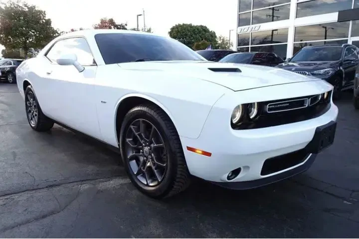 $18895 : 2018 CHALLENGER image 1