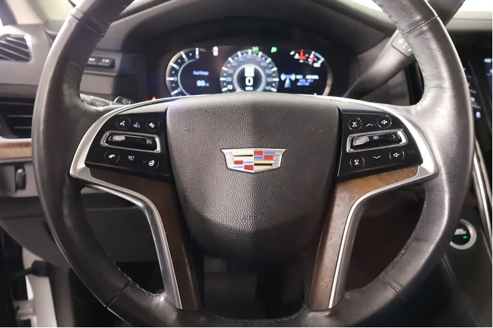 $32999 : Cadillac Escalade 2017 4x4 P image 3