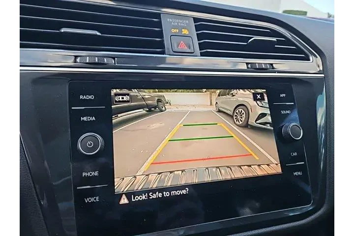 $25601 : Volkswagen Tiguan 2022 SE R- image 8