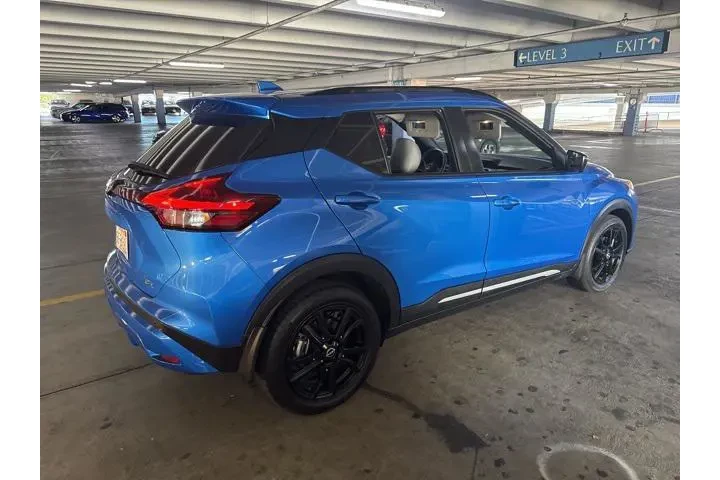 $20500 : Nissan Kicks 2023 SR 4dr Cro image 3