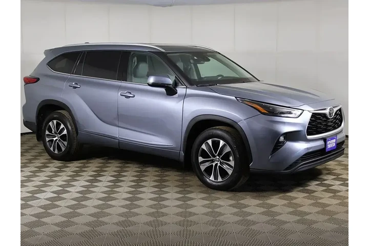 $34339 : Toyota Highlander 2022 AWD X image 2