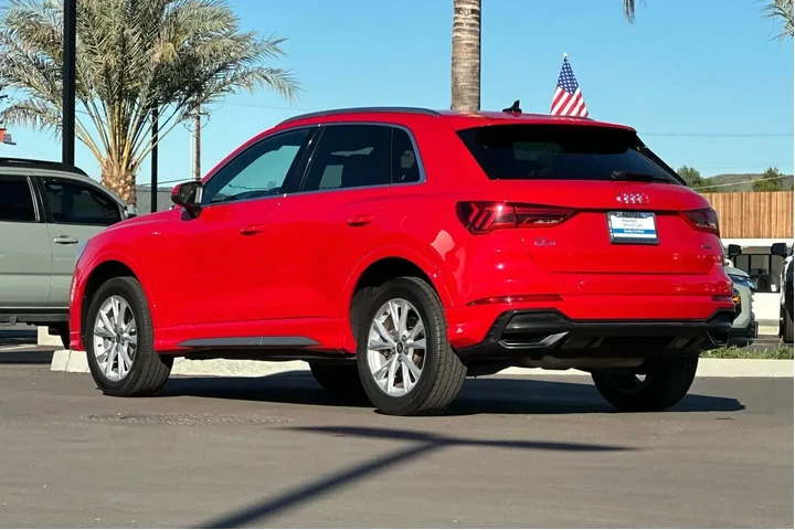 $21900 : Audi Q3 2022 AWD quattro S l image 6