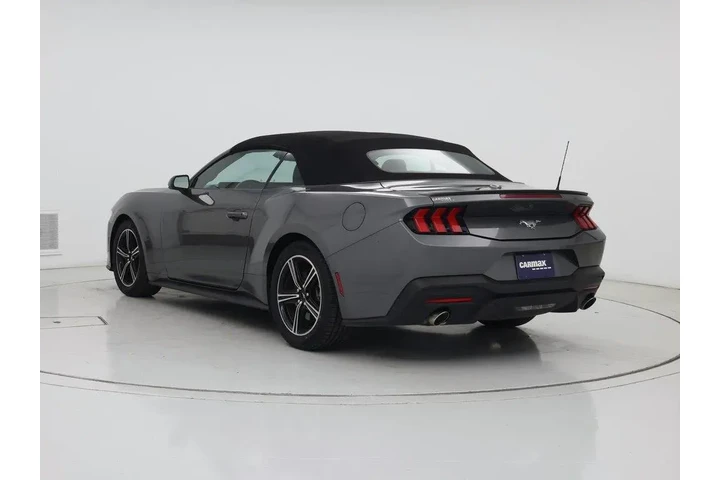 $26998 : Ford Mustang 2024 EcoBoost 2 image 2