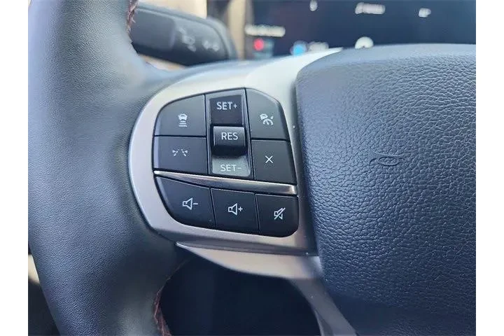 $37888 : Ford Explorer 2025 Active 4d image 5