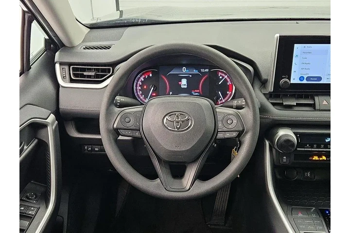 $29998 : Toyota RAV4 2025 AWD LE 4dr image 10