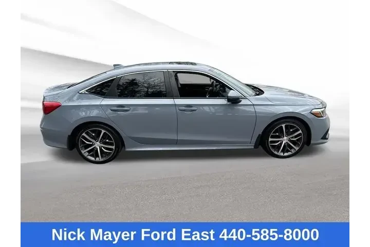 $26953 : Honda Civic 2024 Touring 4dr image 8