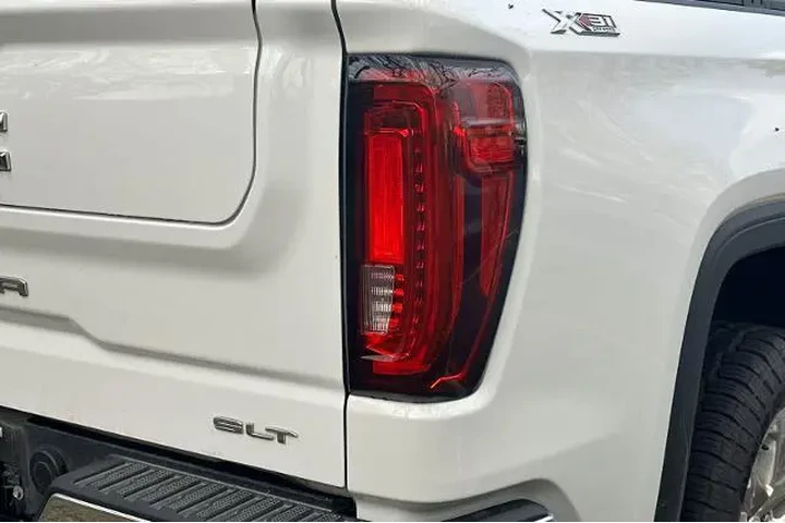 $38995 : GMC Sierra 1500 2020 4x4 SLT image 10