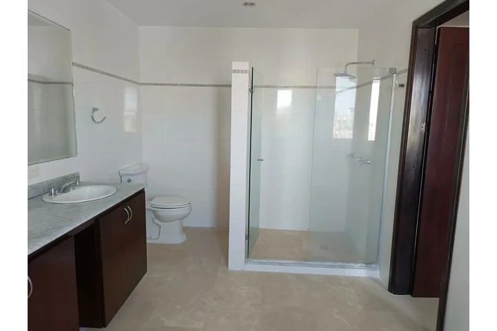 $3500 : penthouse image 5