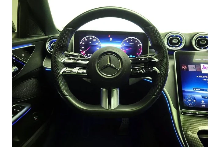 $31998 : Mercedes-Benz C-Class 2022 C image 10