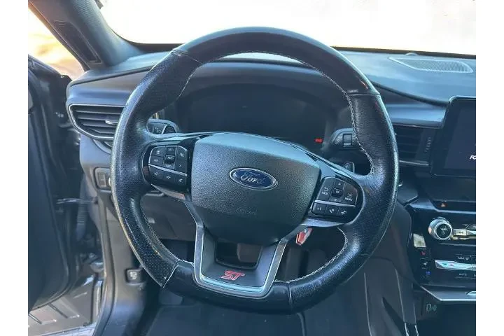$35987 : Ford Explorer 2022 AWD ST 4d image 8
