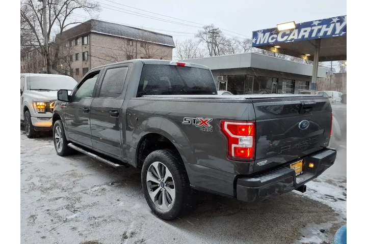 $25894 : Ford F-150 2019 4x4 Lariat 4 image 4