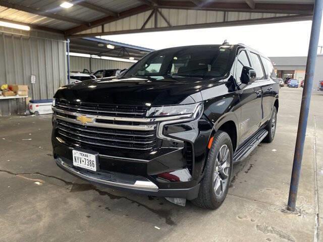 $47988 : 2021 Suburban LT image 3