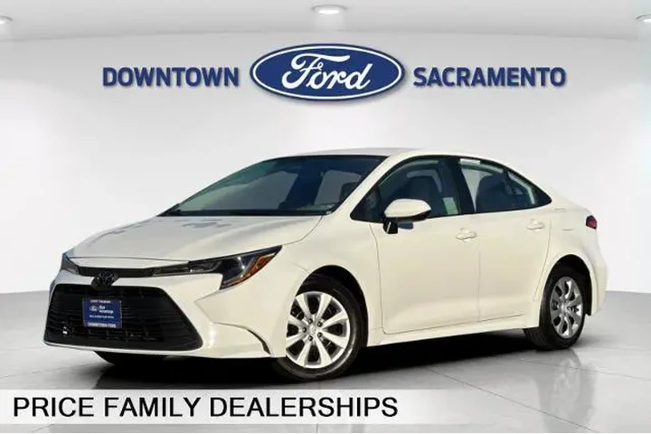 $20700 : Toyota Corolla 2023 LE 4dr S image 1