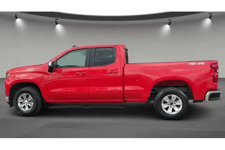 $28024 : Chevrolet Silverado 1500 202 image 3