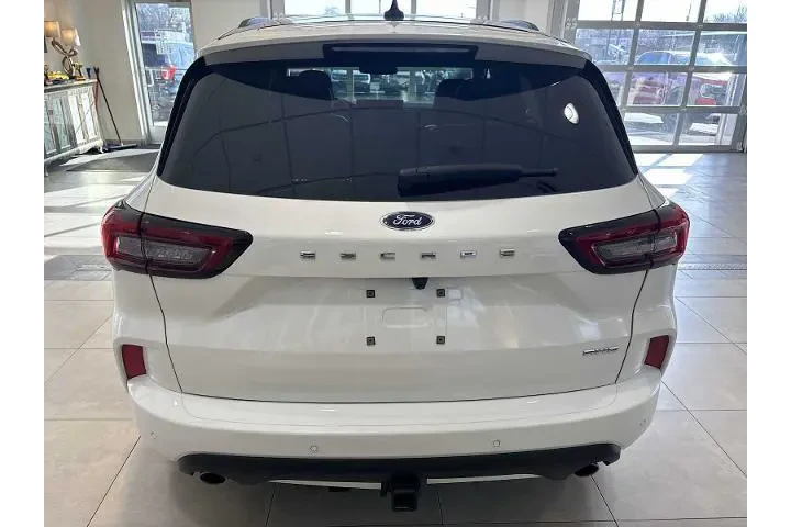 $27652 : Ford Escape 2023 AWD ST-Line image 4