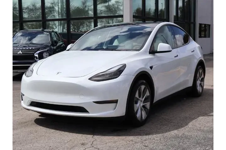 $35990 : Tesla Model Y 2024 AWD Long image 7