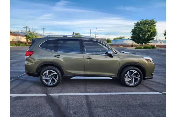 $24900 : 2023 Forester Touring image 10