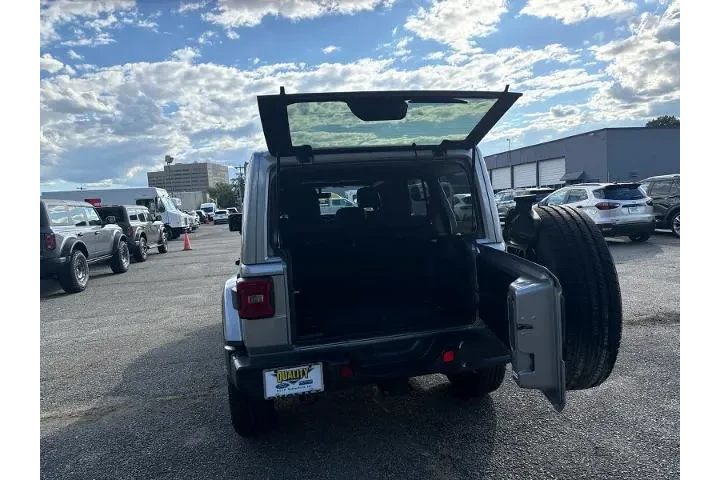 $26725 : Jeep Wrangler Unlimited 2018 image 5