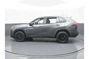 $22991 : Toyota RAV4 2023 LE 4dr SUV thumbnail