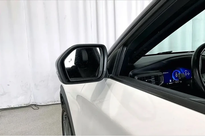 $25991 : Ford Explorer 2020 AWD ST 4d image 10