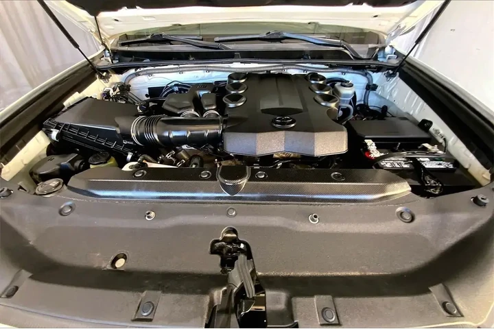 $21992 : Toyota 4Runner 2016 4x2 Limi image 9