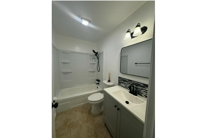 $1300 : SE RENTA  – 2 RECÁM/1BAŃO image 3