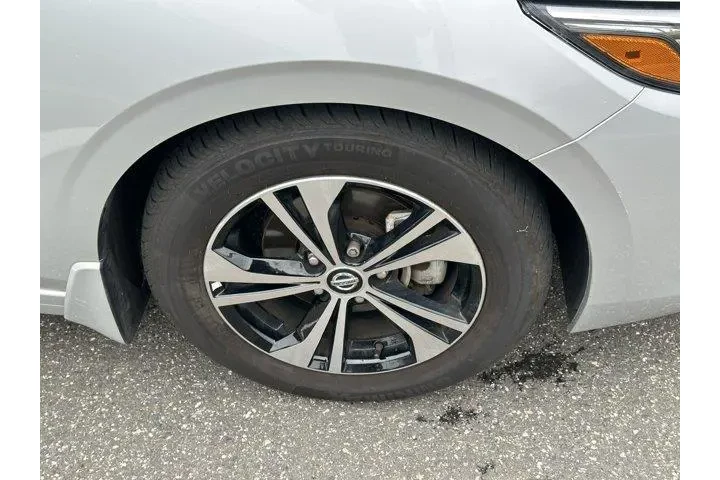 $17955 : Nissan Sentra 2023 SV 4dr Se image 10