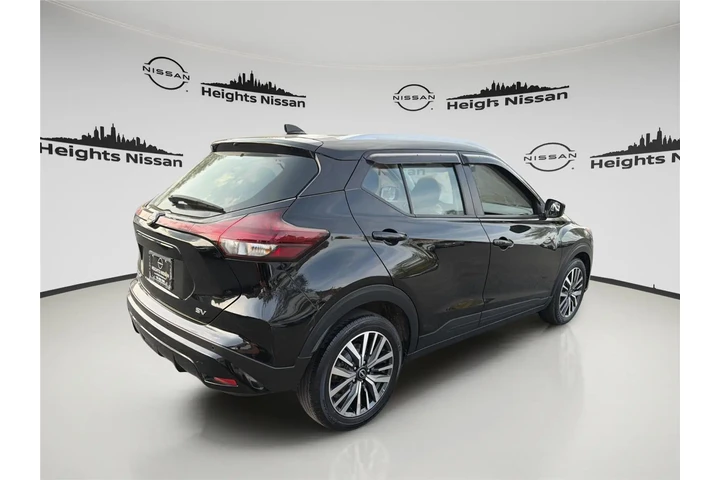 $16990 : Nissan Kicks 2022 SV 4dr Cro image 5