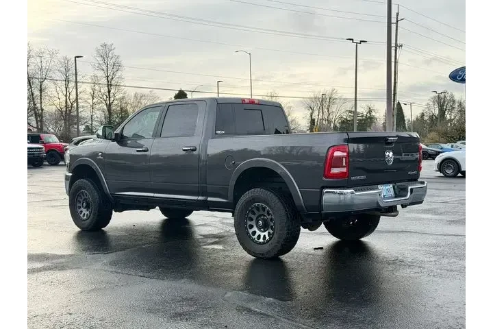 $39800 : Ram 2500 2020 4x4 Laramie 4d image 5