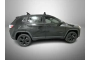 $21098 : Jeep Compass 2021 4x4 Altitu thumbnail