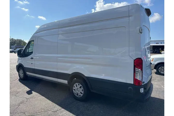 $18999 : Ford Transit 2022 250 3dr LW image 3