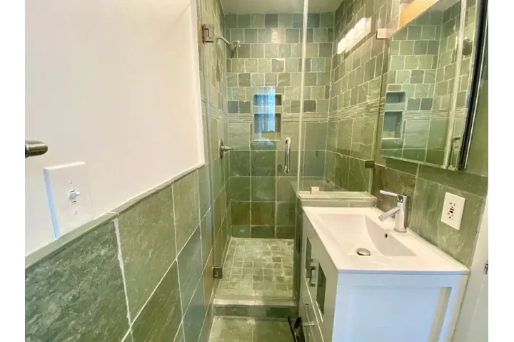 $2899 : 3bed house available in LA image 9