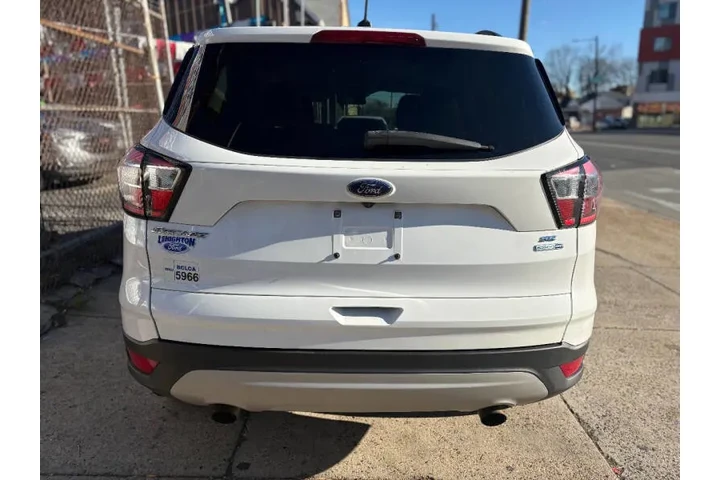 $9995 : 2018 Escape SE image 6