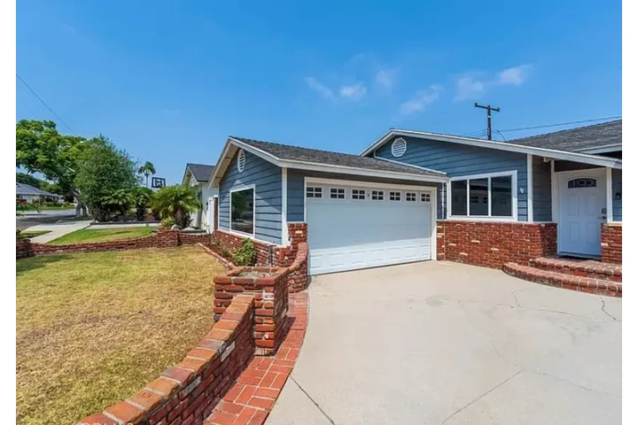 $1599 : Hermosa casa🏠en Lomita 🏠 image 1