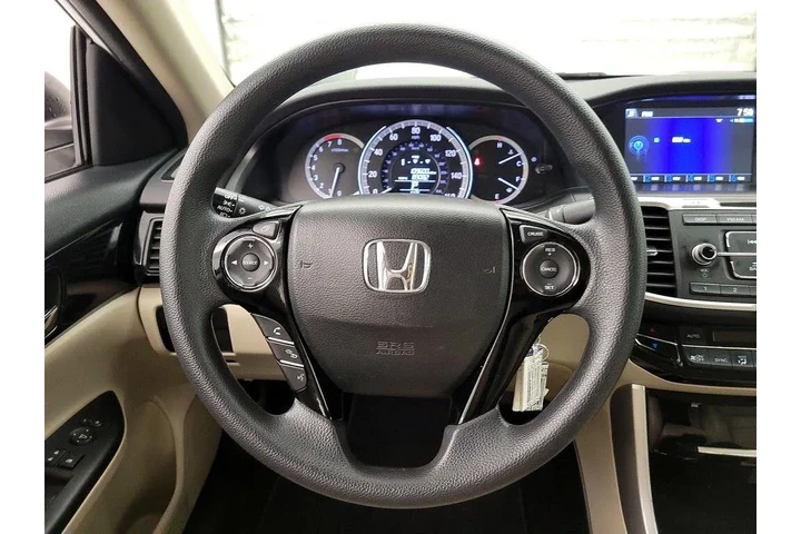 $16998 : Honda Accord 2017 LX 4dr Sed image 10
