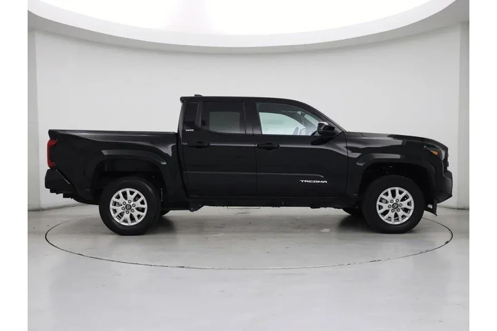 $34998 : Toyota Tacoma 2025 4x2 SR5 4 image 7