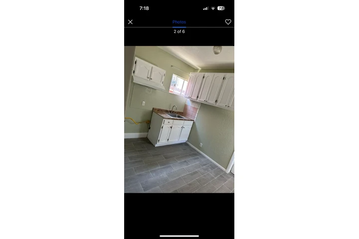 $1400 : Studio image 4