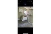 $1400 : Studio thumbnail
