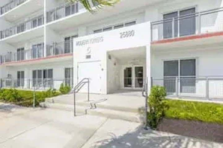 $2095 : Rental property with 2 bedro image 1