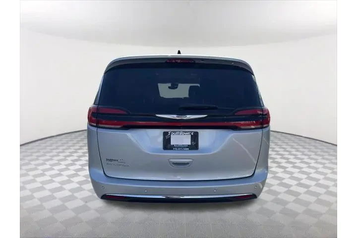 $24892 : Chrysler Pacifica 2024 Touri image 6